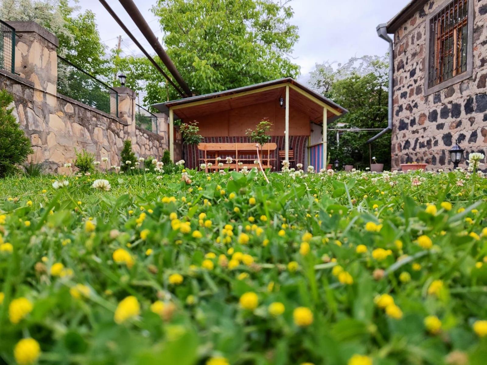 Guest House Nataly Yeghegnadzor 外观 照片