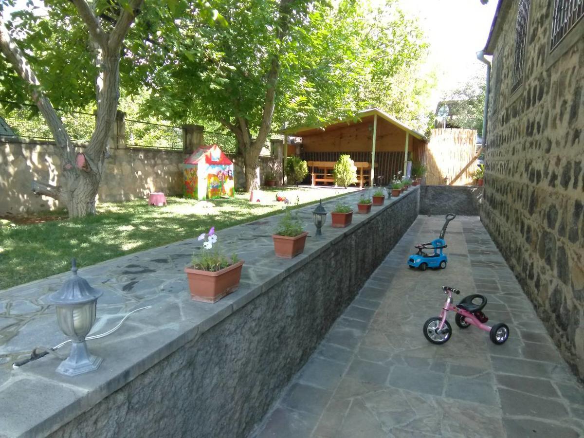 Guest House Nataly Yeghegnadzor 外观 照片